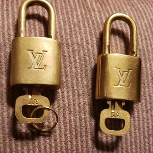 Louis Vuitton Lock and key AUTHENTIC